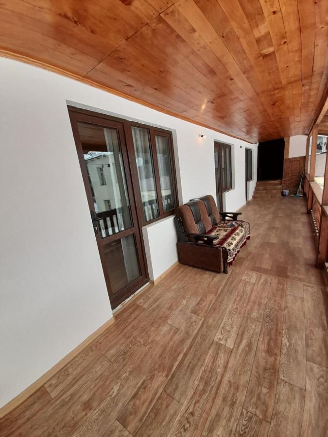 Jeiran Japaridze'S Guesthouse Μέστια Εξωτερικό φωτογραφία