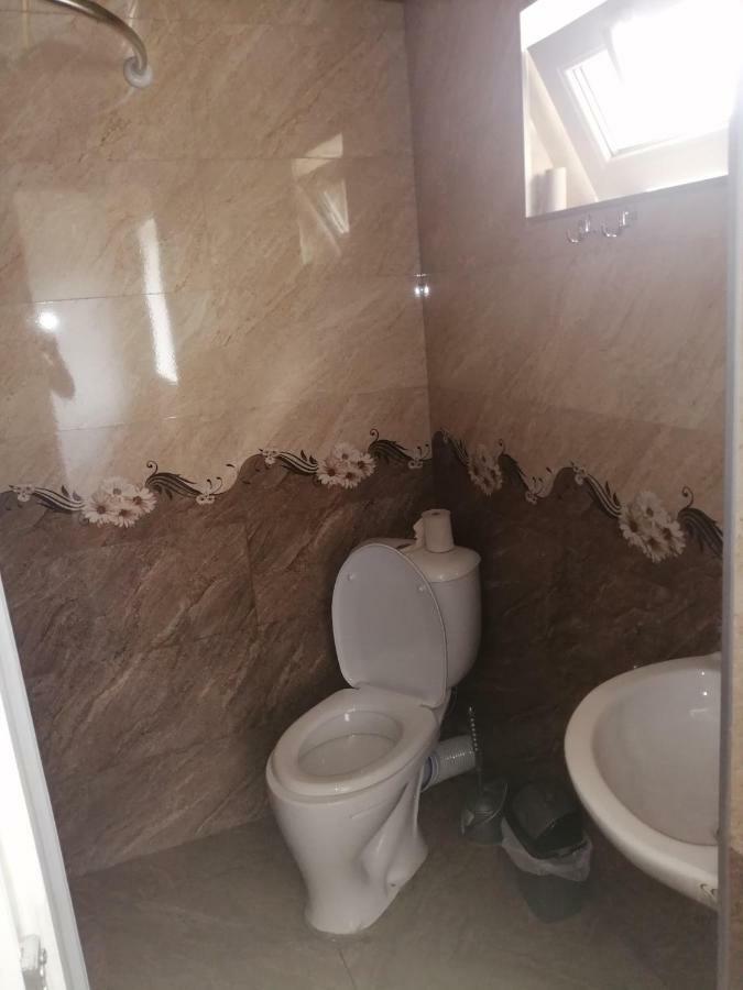 Jeiran Japaridze'S Guesthouse Μέστια Εξωτερικό φωτογραφία