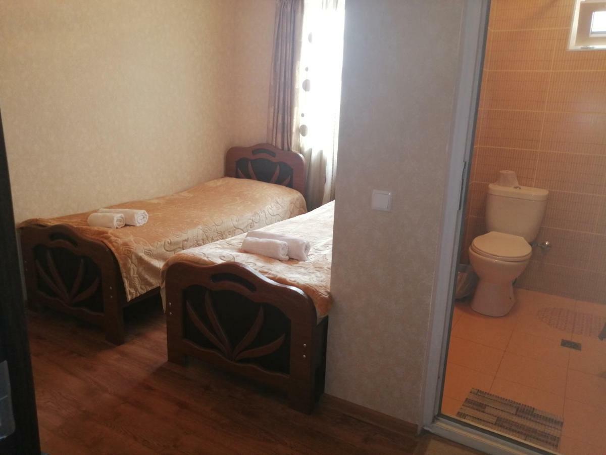Jeiran Japaridze'S Guesthouse Μέστια Εξωτερικό φωτογραφία